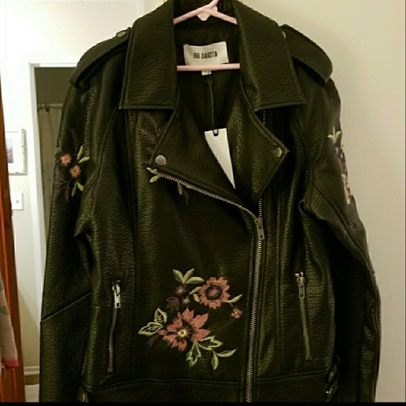 Leather jacket - Picture 1 of 3